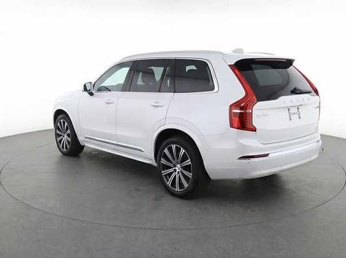 Crystal White 2025 Volvo XC90 Core