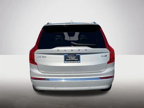 2025 Volvo XC90 B6 Plus 7-Seater