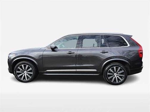 2023 Volvo XC90 Plus