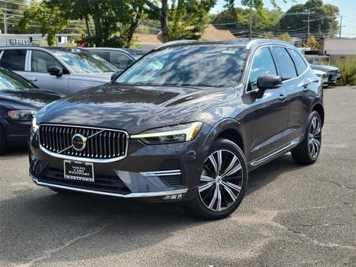 2022 Volvo XC60 B6 AWD Inscription