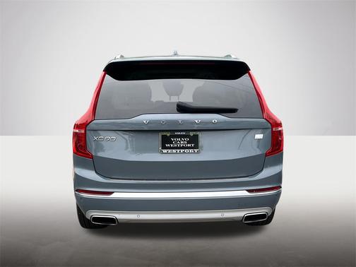 2021 Volvo XC90 Recharge Plug-In Hybrid T8 Inscription Expression 7 Passenger