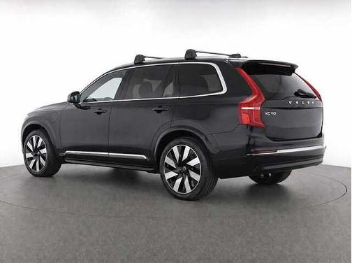 Onyx Black 2023 Volvo XC90 Ultimate Bright 7-Seater
