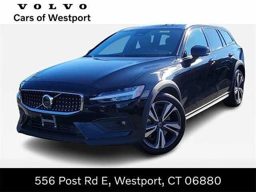 2025 Volvo V60 Cross Country Plus