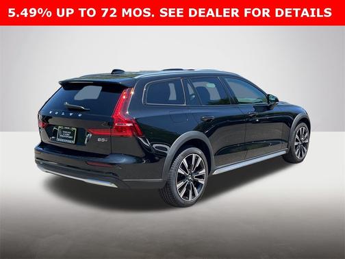 2023 Volvo V60 Cross Country B5 AWD Ultimate