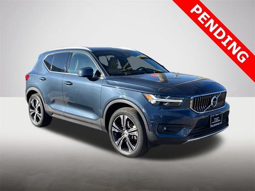 2022 Volvo XC40 T5 AWD Inscription