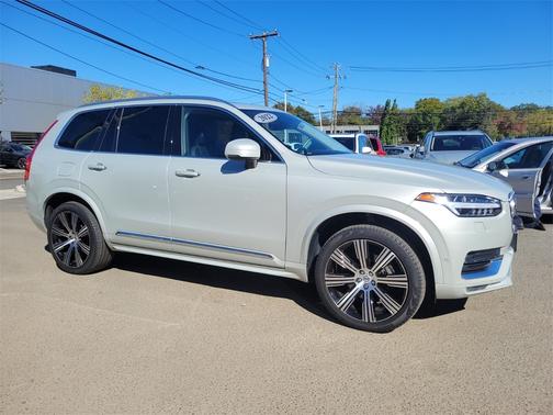 2022 Volvo XC90 T6 AWD Inscription 7 Seater