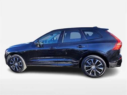 2025 Volvo XC60 Plus
