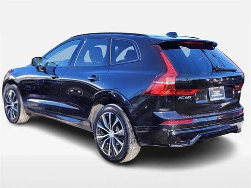 2025 Volvo XC60 Plus