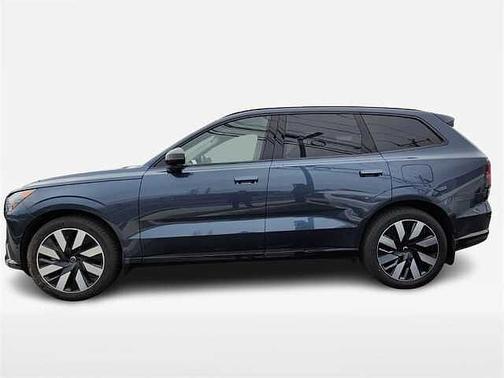 2025 Volvo EX90 Ultra