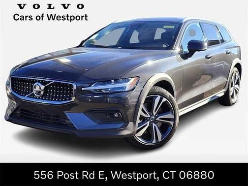 2025 Volvo V60 Cross Country Plus