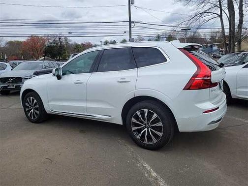 2023 Volvo XC60 Plus
