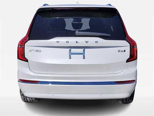 2025 Volvo XC90 Plus