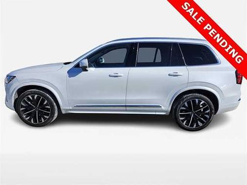 2025 Volvo XC90 Plus