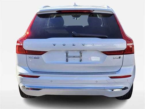 2023 Volvo XC60 Plus