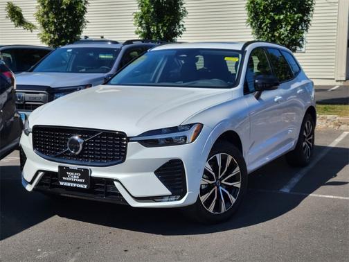 2025 Volvo XC60 B5 Plus