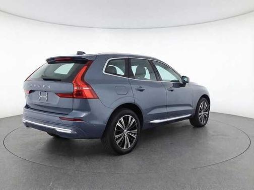 Thunder Grey 2023 Volvo XC60 Ultimate Bright