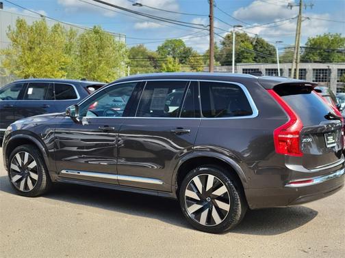 2024 Volvo XC90 Recharge Plug-In Hybrid T8 Ultimate 6-Seater