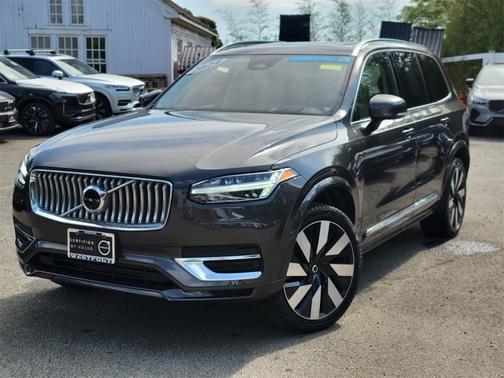 2024 Volvo XC90 Recharge Plug-In Hybrid T8 Ultimate 6-Seater