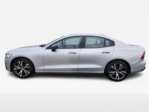 2025 Volvo S60 Core