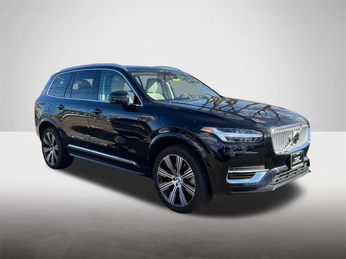 2023 Volvo XC90 Recharge Plug-In Hybrid Plus Bright 7-Seater