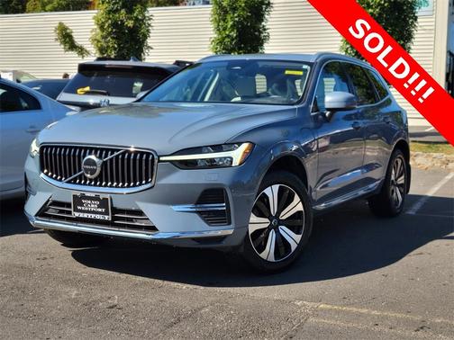 2023 Volvo XC60 Recharge Plug-In Hybrid Plus Bright