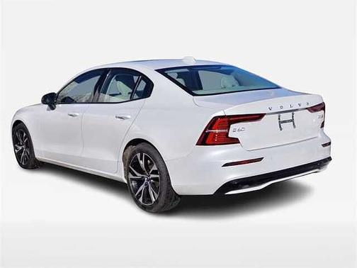 2025 Volvo S60 Core