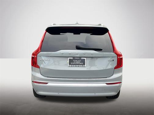 2024 Volvo XC90 B6 Ultimate Bright 7-Seater