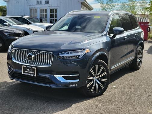 2025 Volvo XC90 B6 Plus 7-Seater