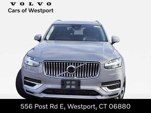 Vapour Grey 2024 Volvo XC90 Plus