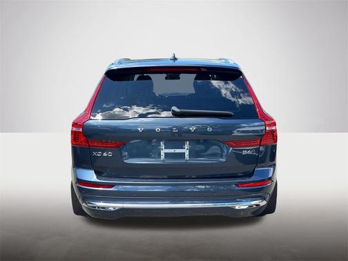 2022 Volvo XC60 B6 AWD Inscription