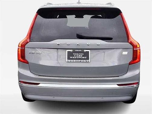 2024 Volvo XC90 T8 Ultimate Bright 7-Seater