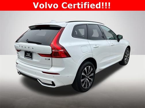 2025 Volvo XC60 B5 Plus