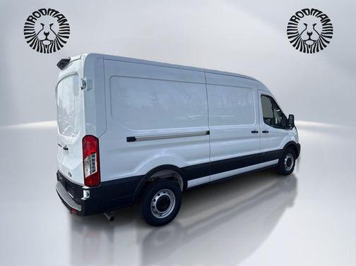 Oxford White 2026 Ford Transit-250 Base