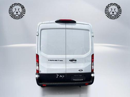 Oxford White 2026 Ford Transit-250 Base