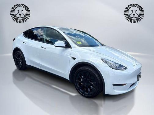 Pearl White Multi-Coat 2021 Tesla Model Y Long Range Dual Motor All-Wheel Drive