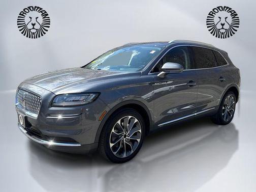 Asher Gray Metallic Clearcoat 2022 Lincoln Nautilus Reserve