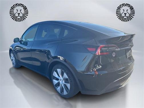 2021 Tesla Model Y Standard Range Rear-Wheel Drive