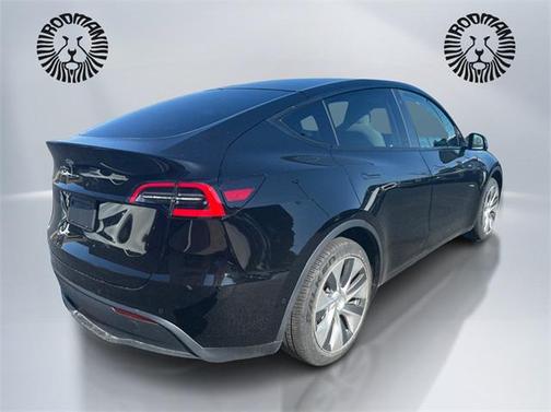2021 Tesla Model Y Standard Range Rear-Wheel Drive