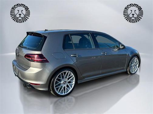 2017 Volkswagen Golf R 2.0T DSG