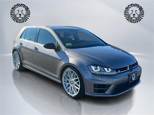 2017 Volkswagen Golf R 2.0T DSG