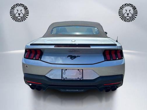 2025 Ford Mustang EcoBoost