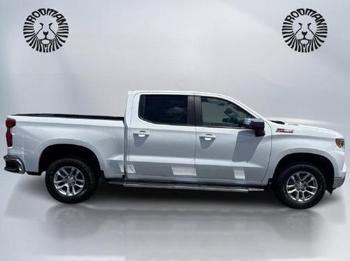 Summit White 2023 Chevrolet Silverado 1500 LT
