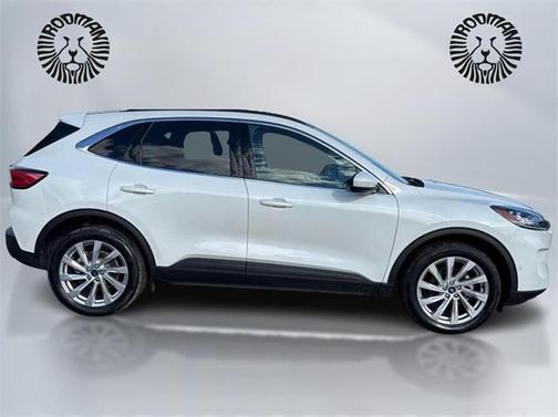 2021 Ford Escape Titanium