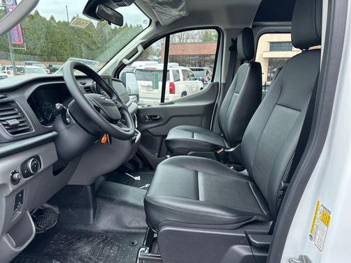 Oxford White 2025 Ford Transit-250 Base