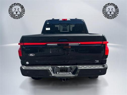2025 Ford F-150 Lightning Platinum