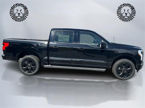 2025 Ford F-150 Lightning Platinum
