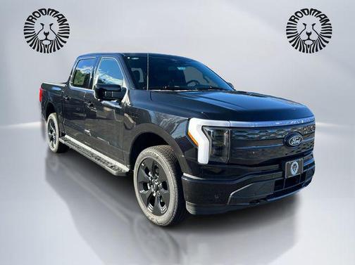 2025 Ford F-150 Lightning Platinum