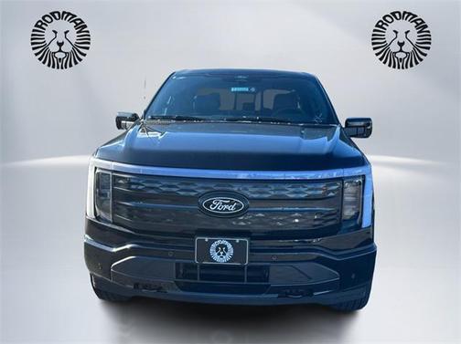 2025 Ford F-150 Lightning Platinum