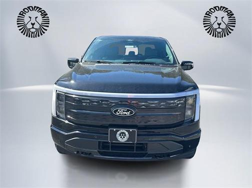 2025 Ford F-150 Lightning Platinum