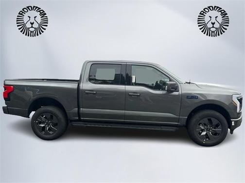 2025 Ford F-150 Lightning LARIAT